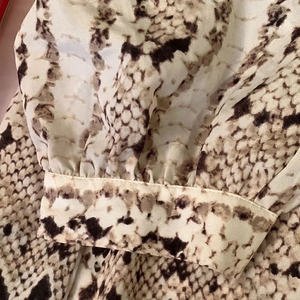 Animal Print Tunic - Picture 3 of 10